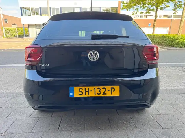 Volkswagen Polo view 7