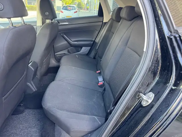Volkswagen Polo view 12