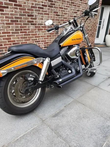 Harley-Davidson Dyna Fat Bob - foto 5