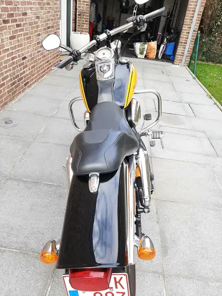 Harley-Davidson Dyna Fat Bob - foto 7