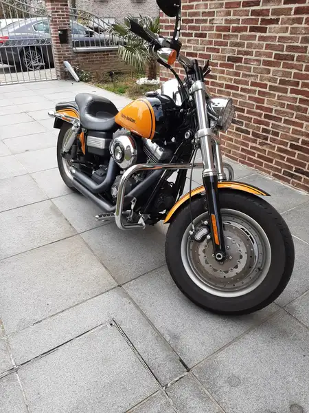 Harley-Davidson Dyna Fat Bob - foto 6