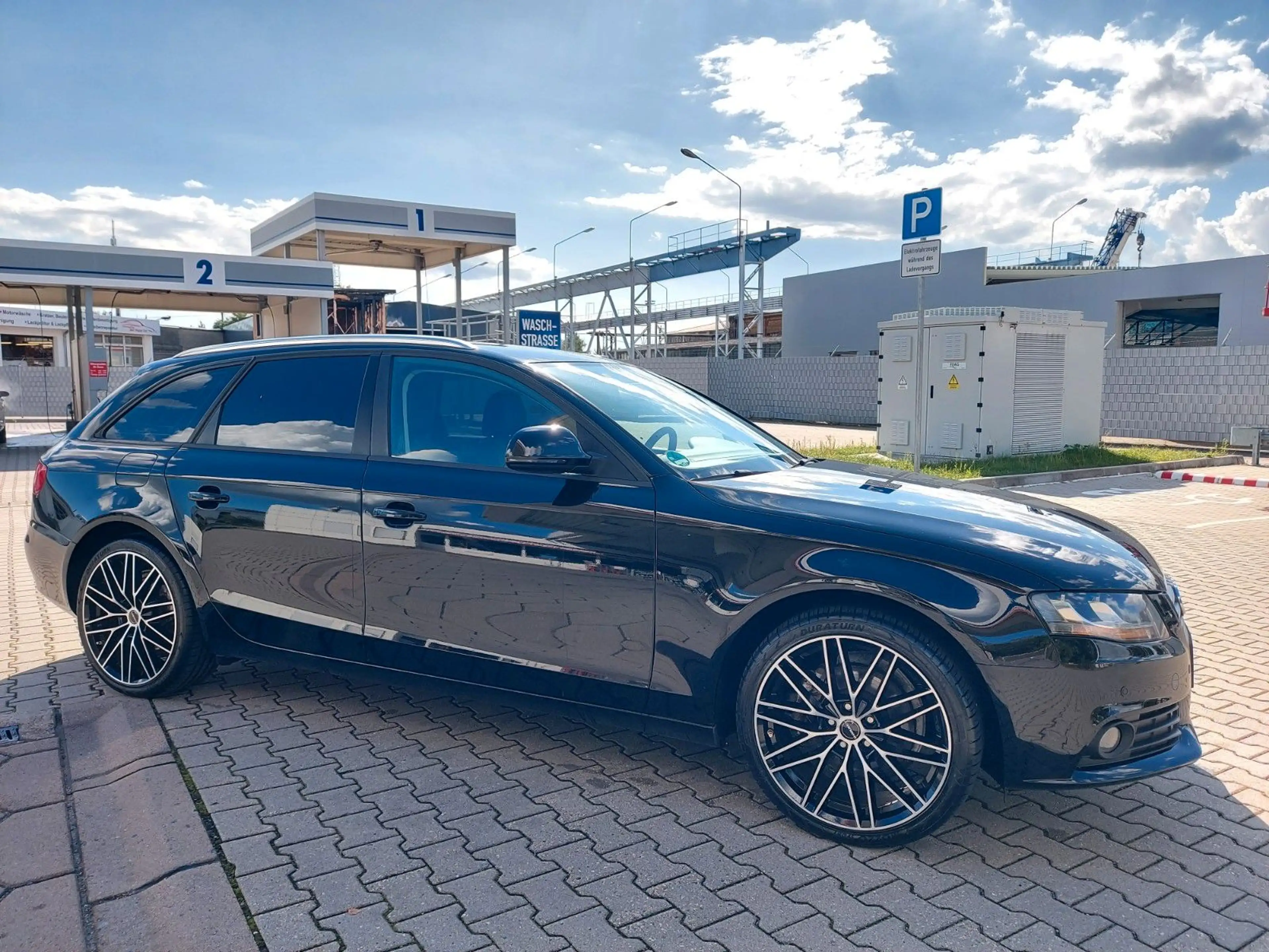 Audi A4 Avant Attraction Klima Navi PDC Tel. — photo 7