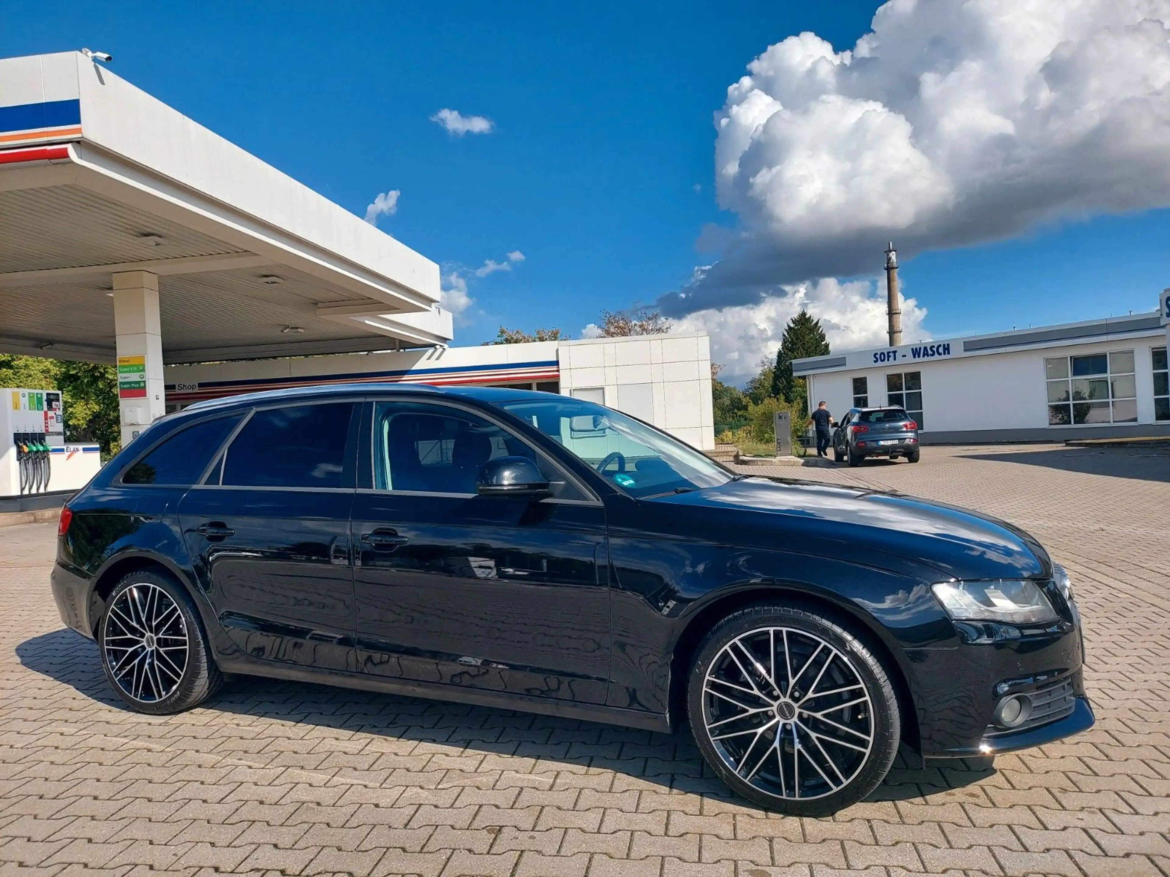 Audi A4 Avant Attraction Klima Navi PDC Tel. — photo 9