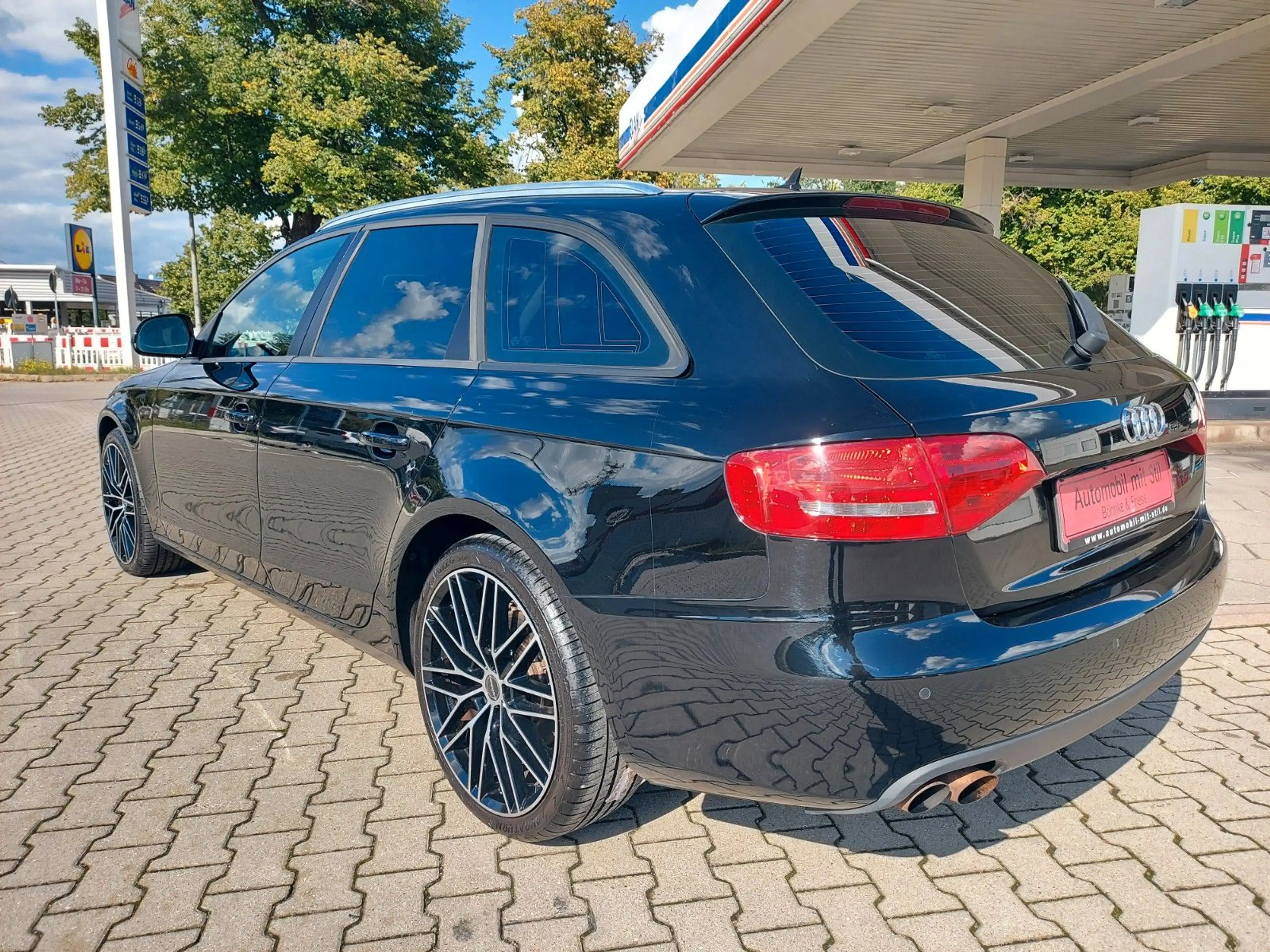 Audi A4 Avant Attraction Klima Navi PDC Tel. — photo 6