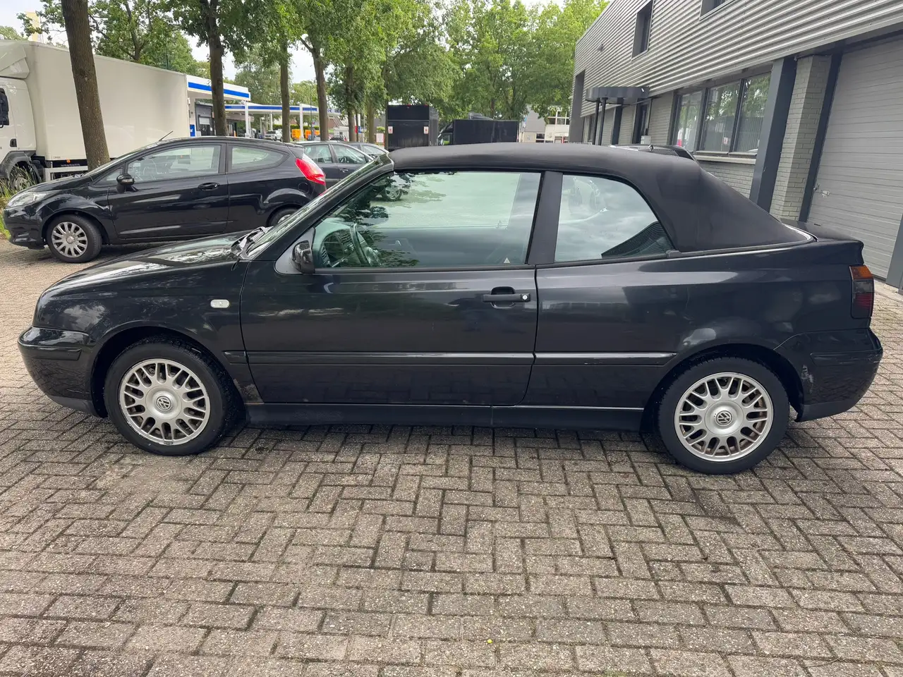 Volkswagen Golf Cabriolet 2.0 Highline, foto 2