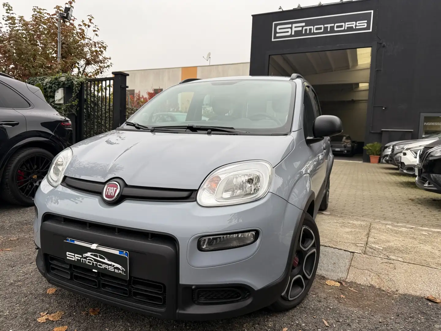 Fiat Panda 1.0 FireFly S&S Hybrid City Life Gris - 2