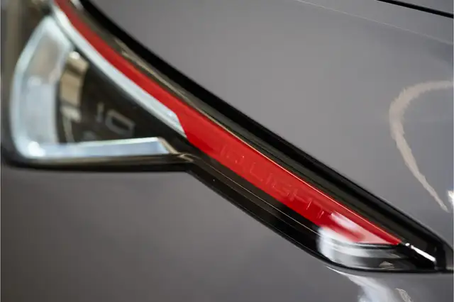 Volkswagen Golf view 13