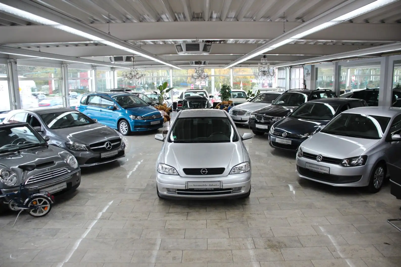 Opel Astra 1.6 16V *Automatik* Grau - 1