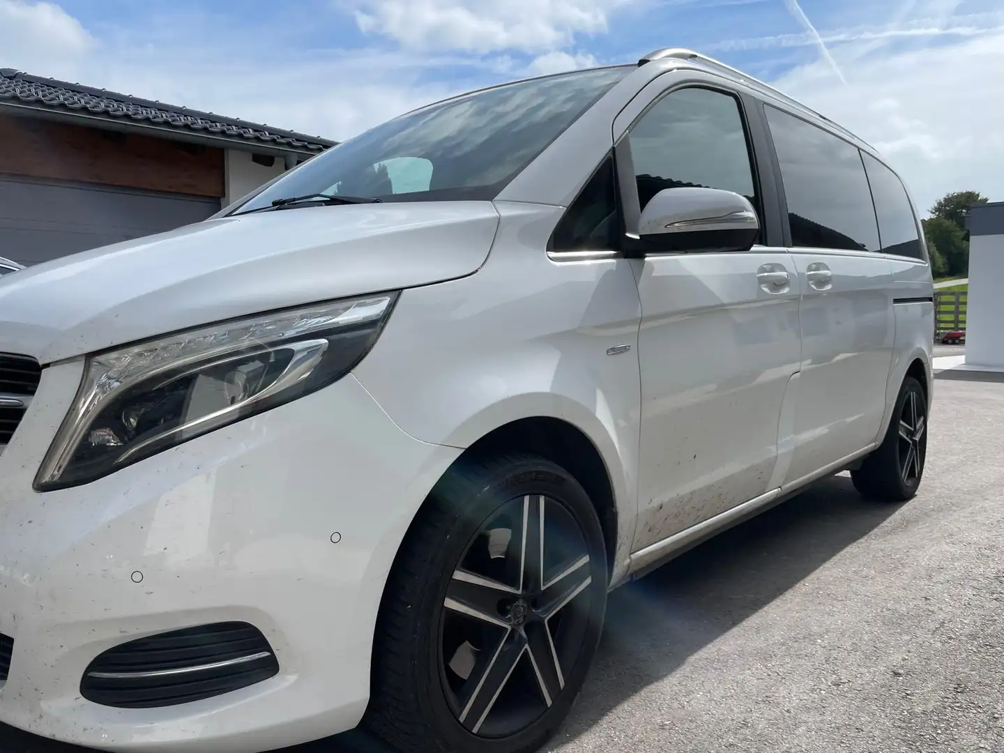 Mercedes-Benz V 250 V 250 d 4MATIC lang Avantgarde Aut. Avantgarde Weiß - 2