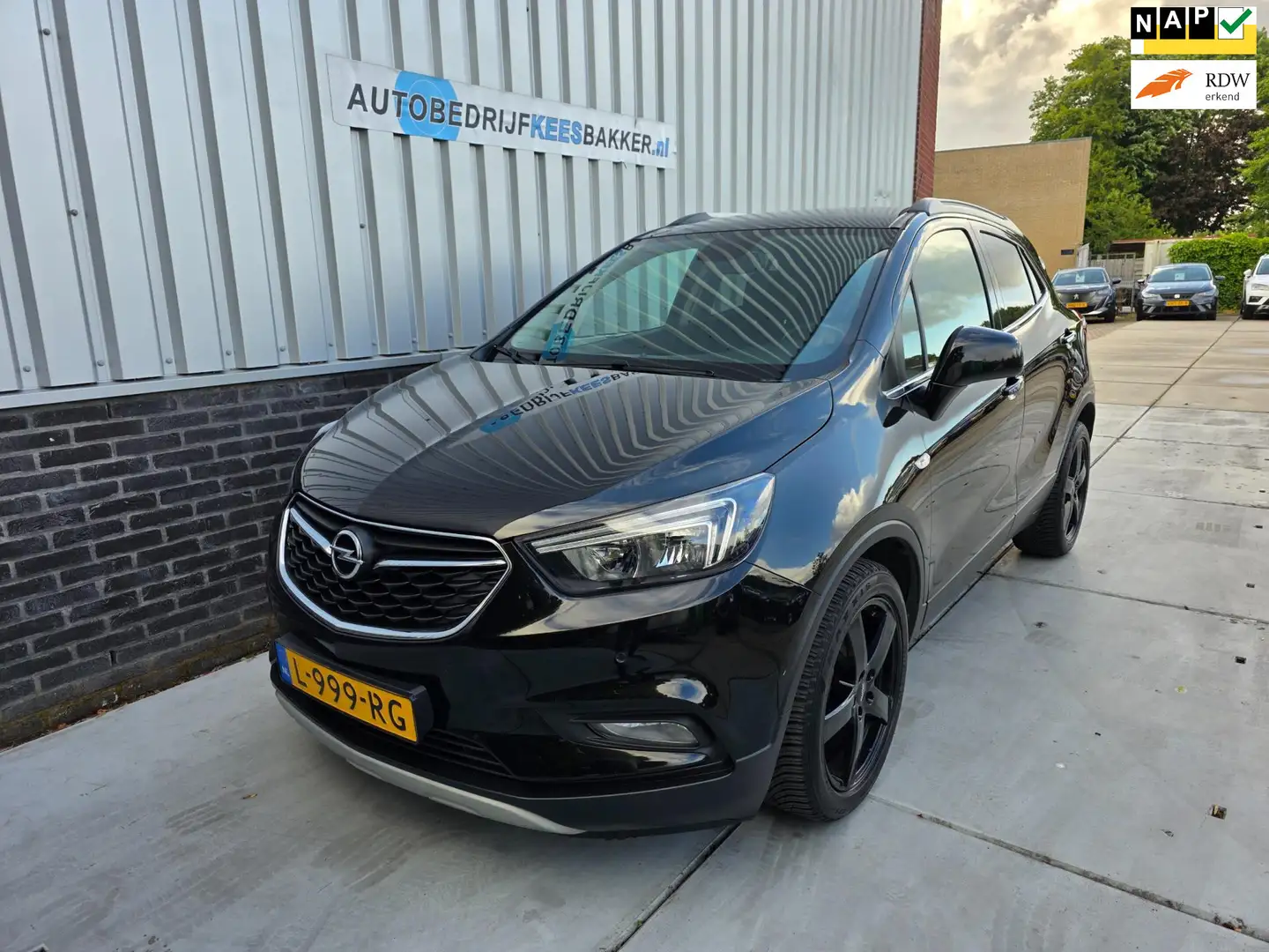 Opel Mokka X 1.4 Turbo Innovation / Automaat / Trekhaak Zwart - 1