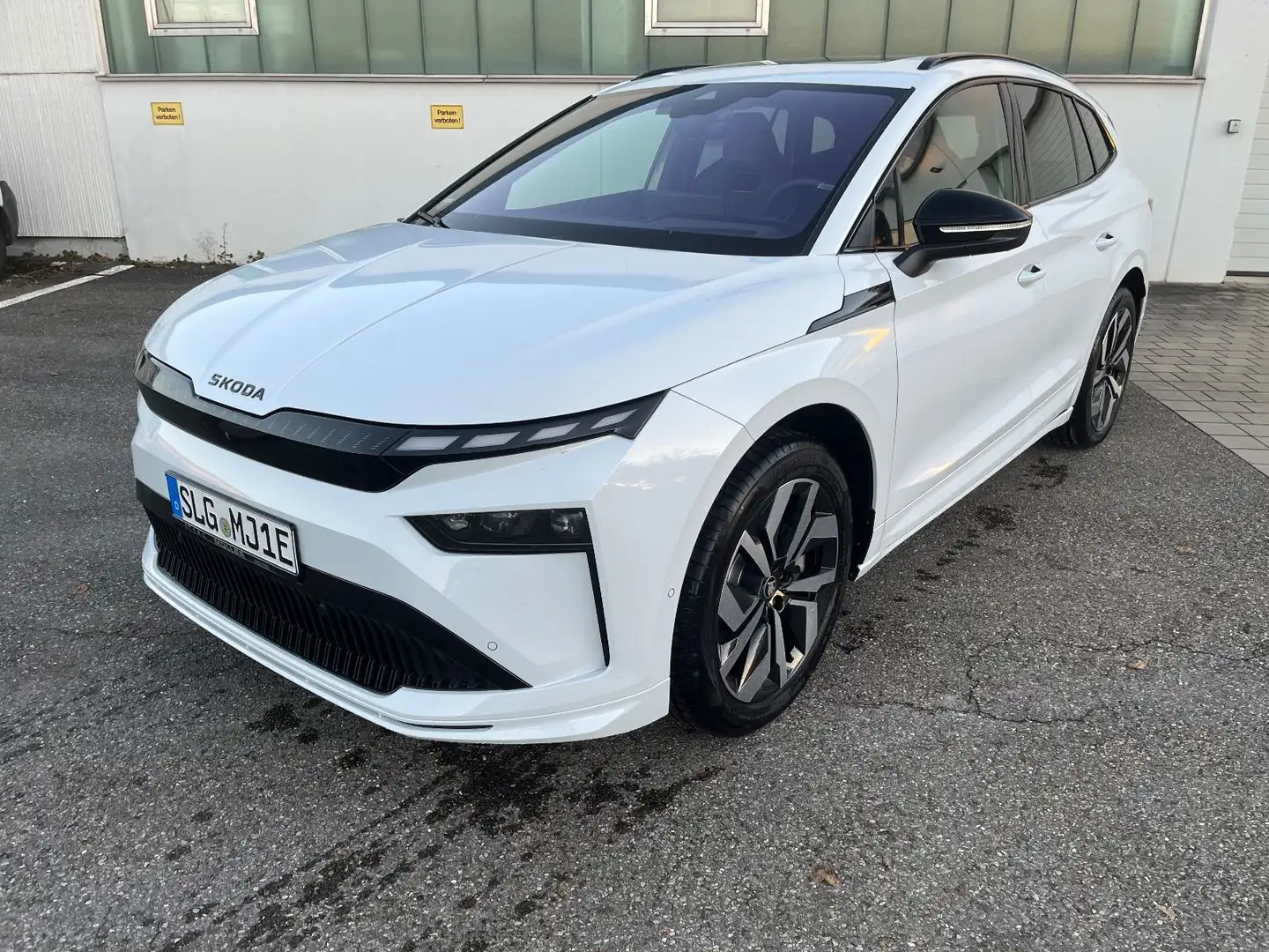 Skoda Enyaq 85x Sportline Maxx|Pano|AHK|Winter|Transp. Blanc - 1