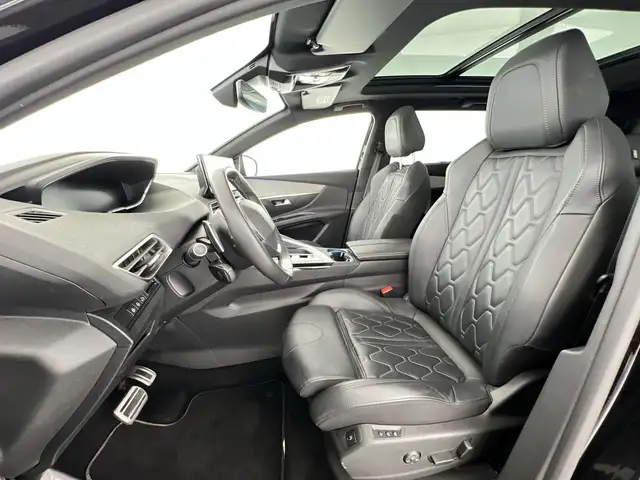 Peugeot 5008 view 8