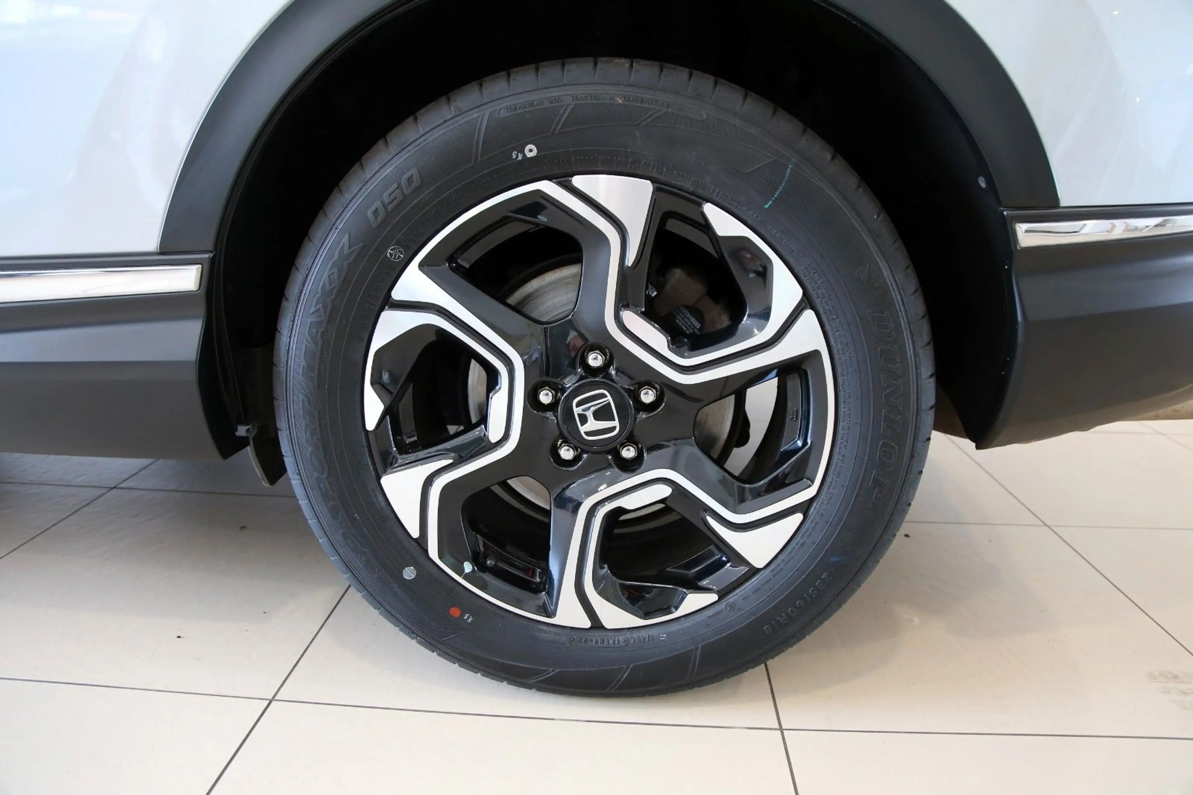 Honda CR-V 1.5 T 4WD Elegance RFK PDC Navi DAB — photo 4