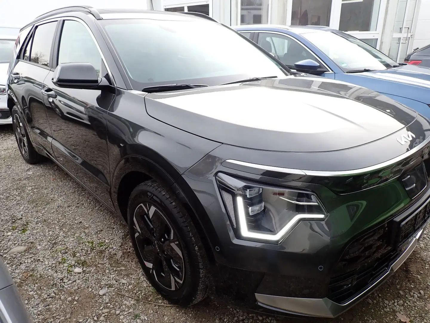 Kia Niro e-Niro Vision 70km Nicht gefahren Glasdach Schwarz - 2