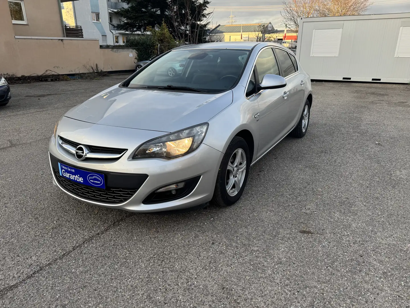 Opel Astra Energy Argent - 1