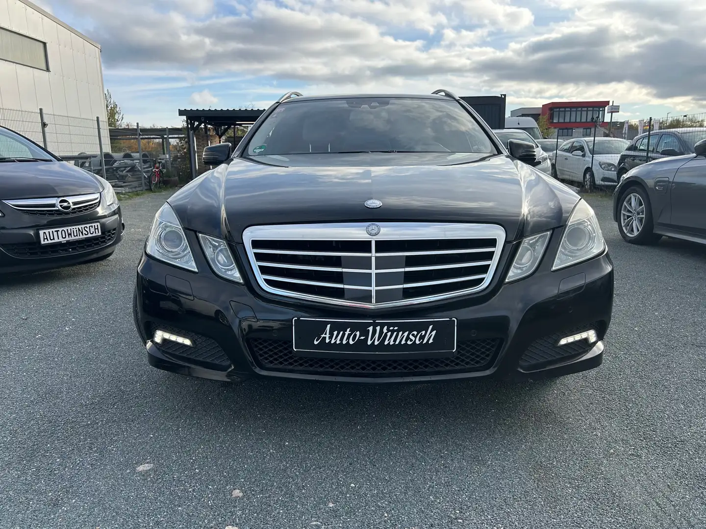 Mercedes-Benz E 350 E 350 CDI BlueEfficiency Schwarz - 2