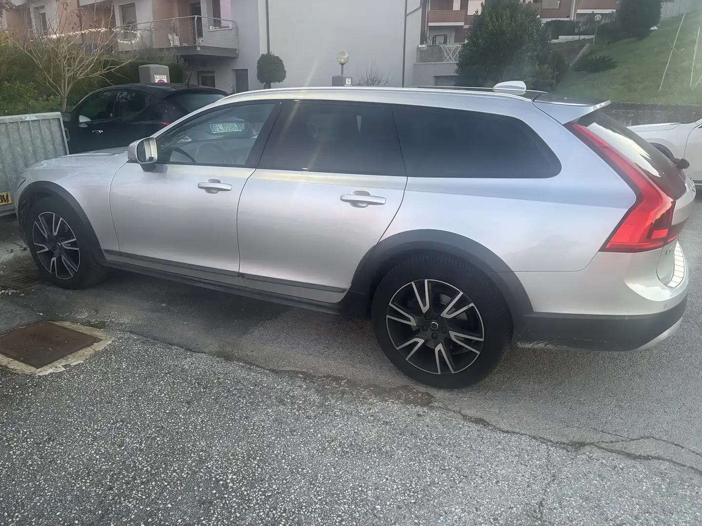 Volvo V90 Cross Country 2.0 d4 Pro awd geartronic my20 - 2