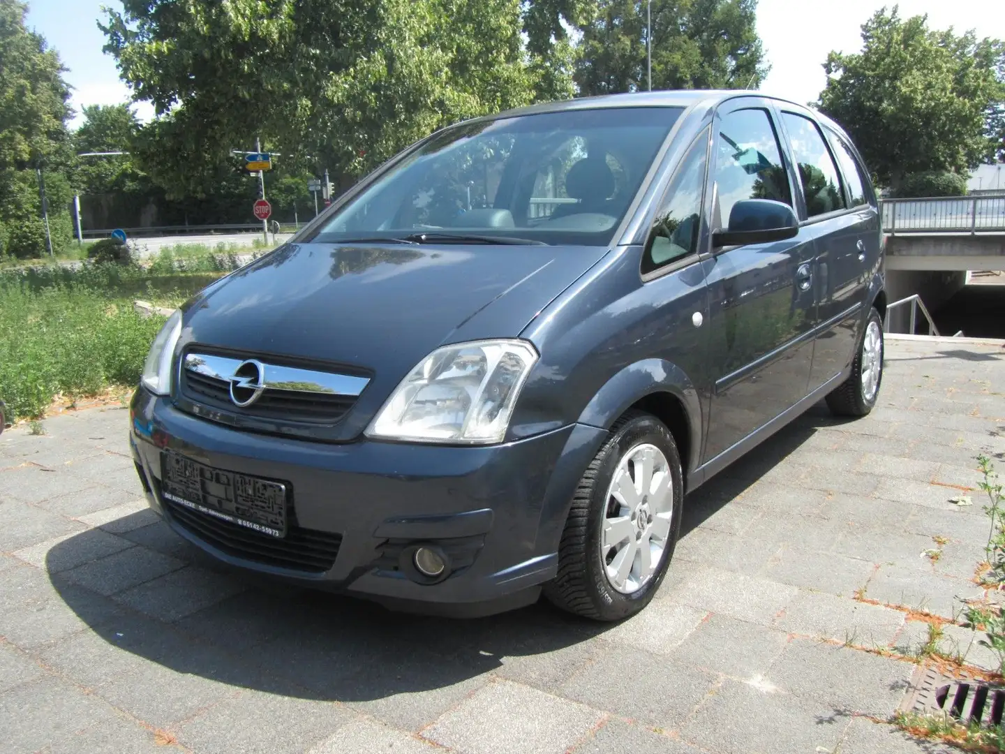 Opel Meriva 1.6 CATCH ME / Automatik Blau - 2