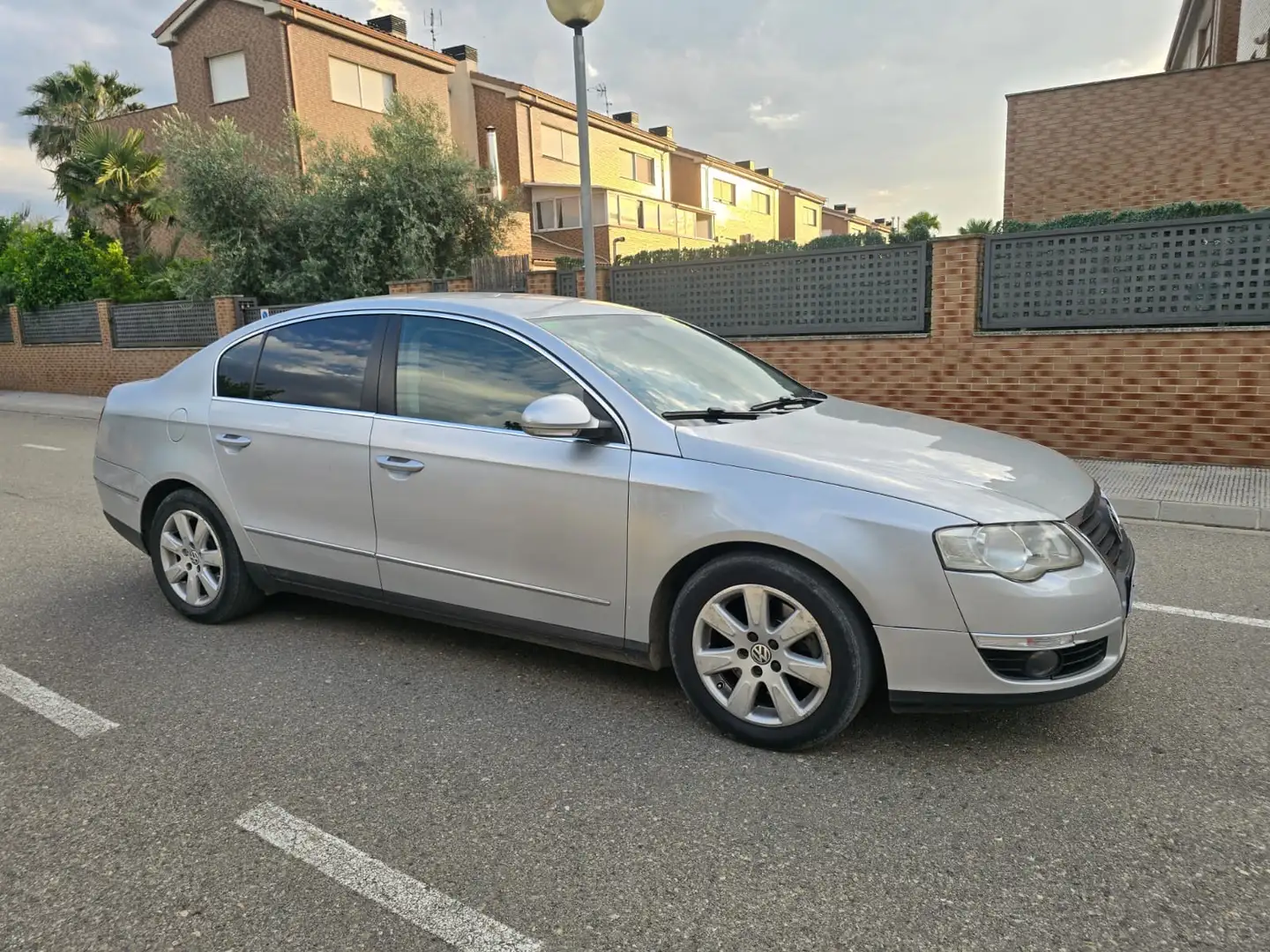 Volkswagen Passat 2.0TDI Advance DPF - 1