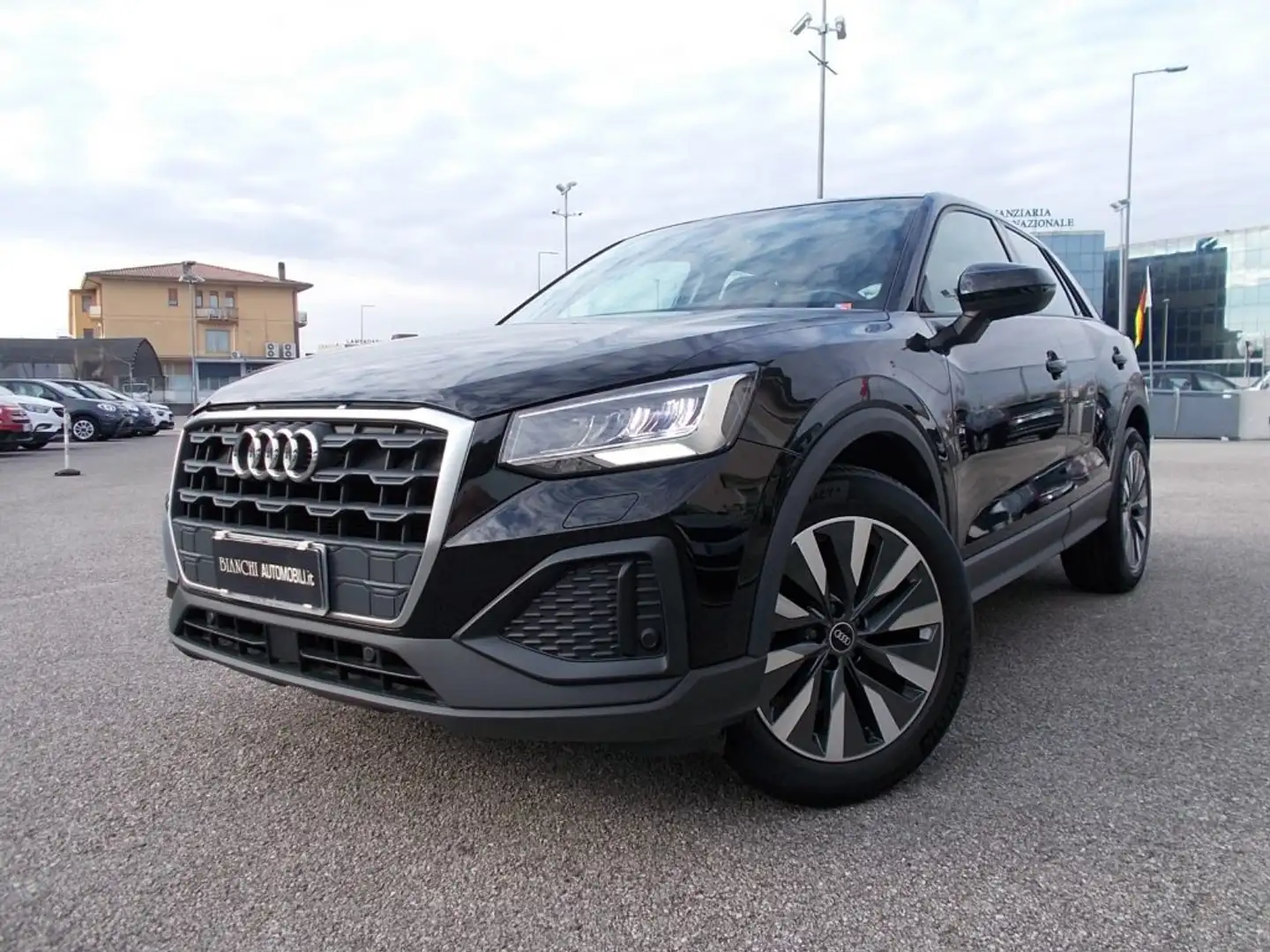 Audi Q2 30 TFSI Business tetto apribile Negro - 2