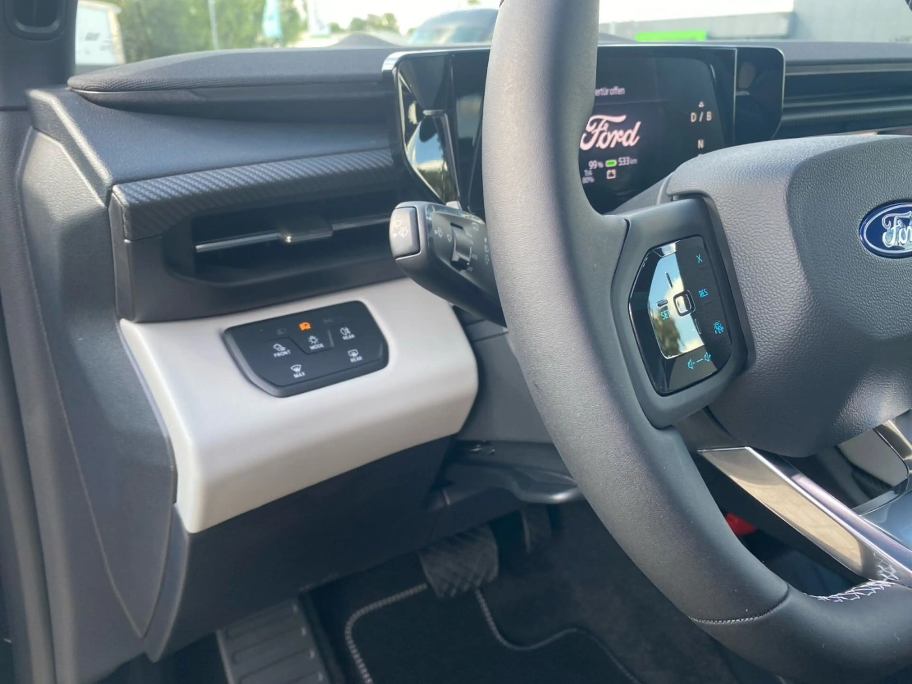 Ford Explorer Premium RWD Wärmepumpe+360-Grad-Kamera — photo 16
