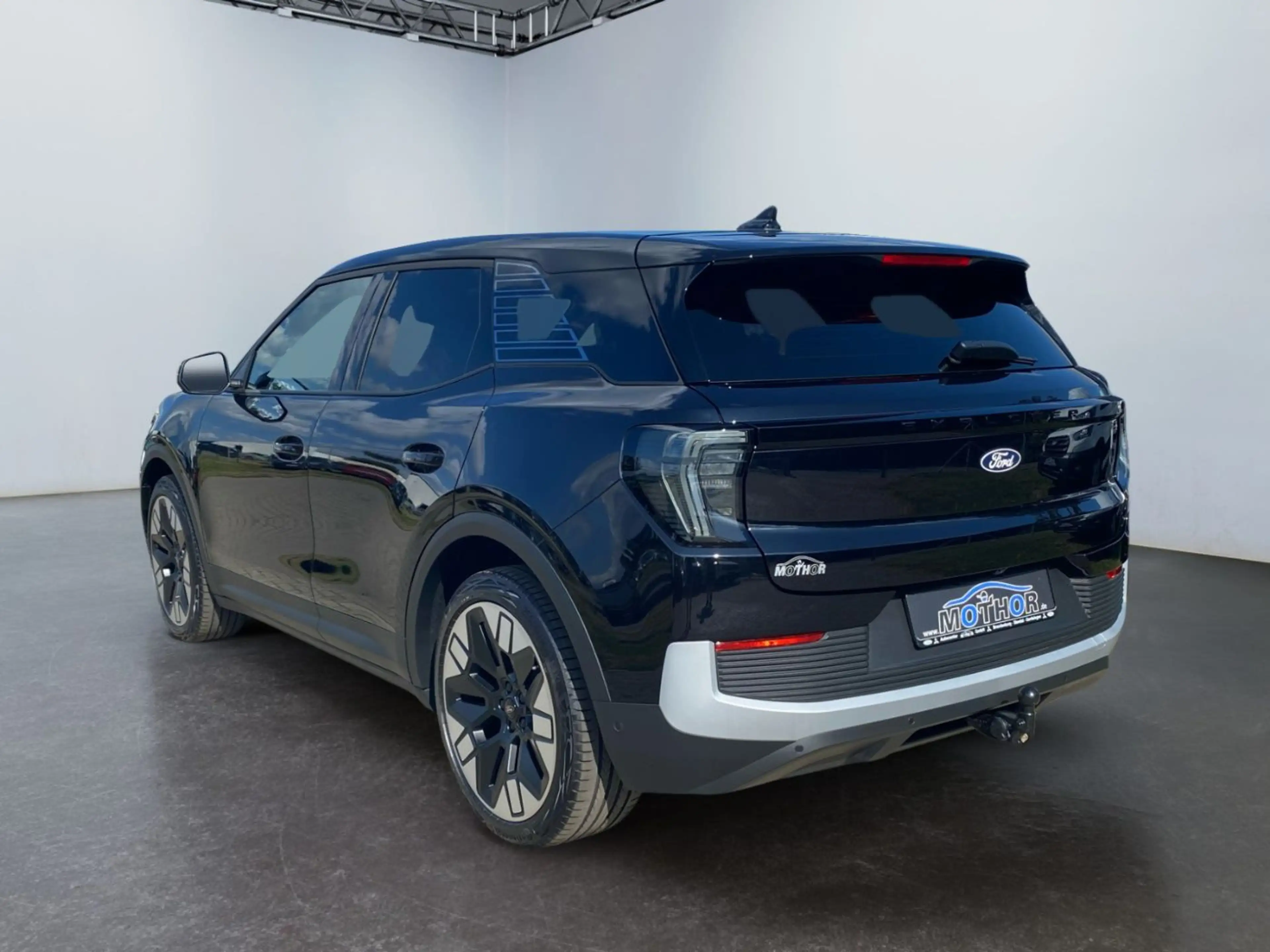 Ford Explorer Premium RWD Wärmepumpe+360-Grad-Kamera — photo 4