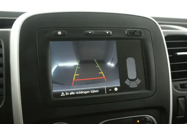 Renault Trafic view 11