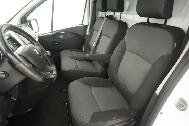 Renault Trafic view 8