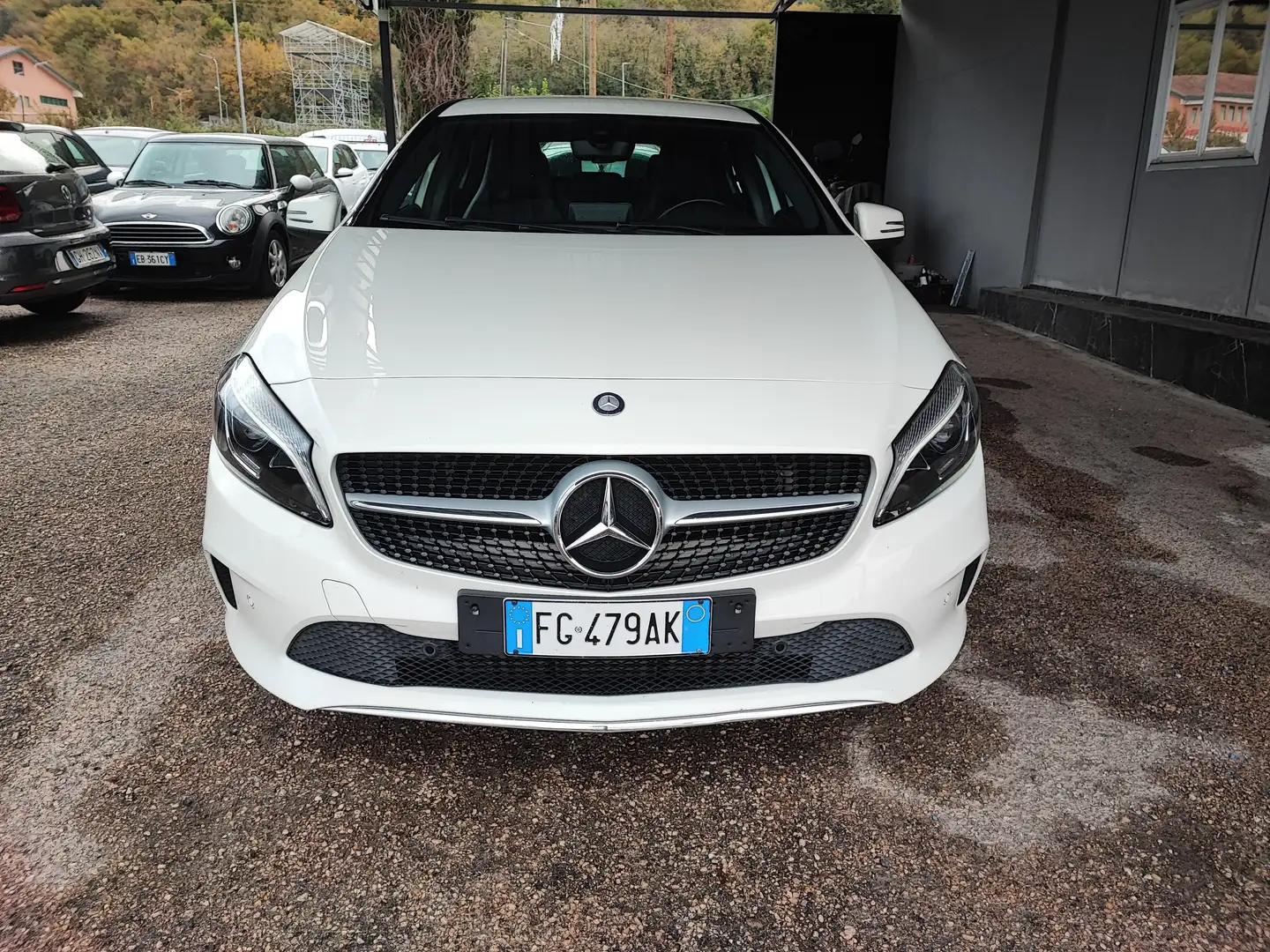 Mercedes-Benz A 180 Classe A d Sport my16 Bianco - 2