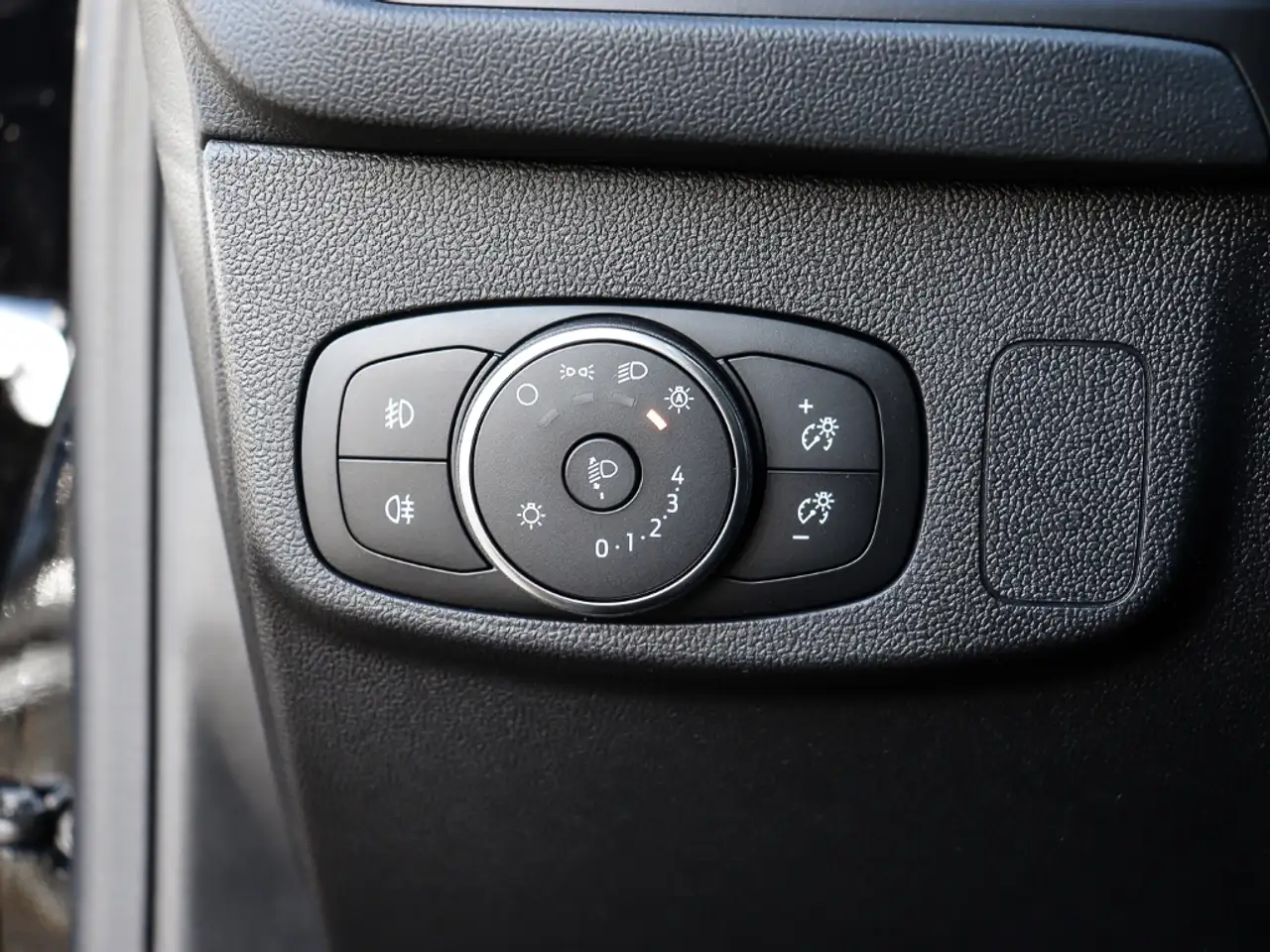 Ford Focus Titanium Edition 155PS Panorama FAP Parking 11