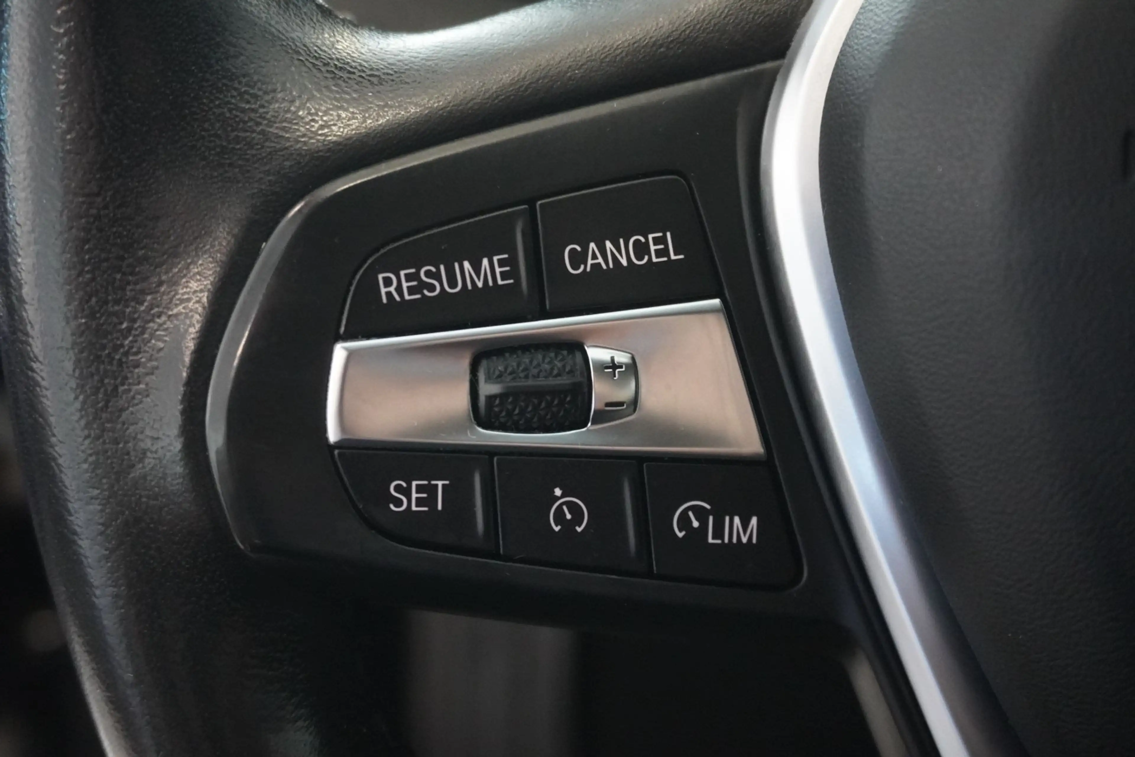 BMW 316 d 48 V Touring Aut. Virtual/Navi/LED/PDC — photo 12
