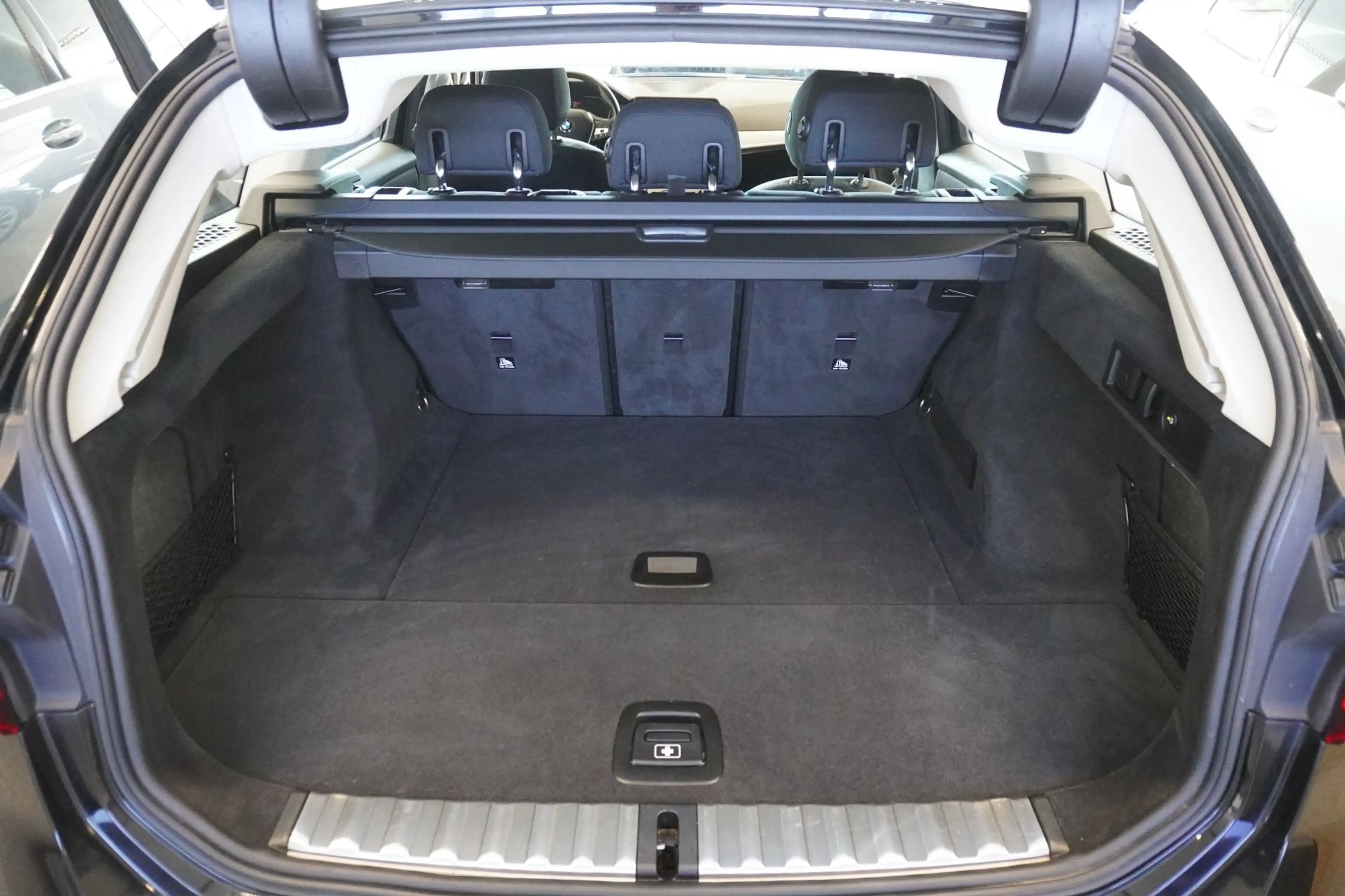 BMW 316 d 48 V Touring Aut. Virtual/Navi/LED/PDC — photo 10