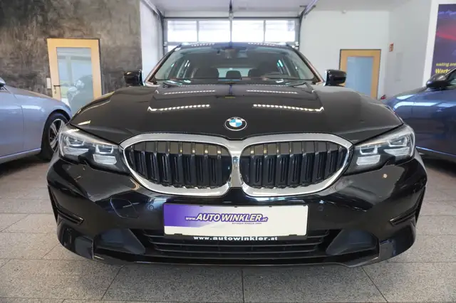 BMW 3 Series view 2