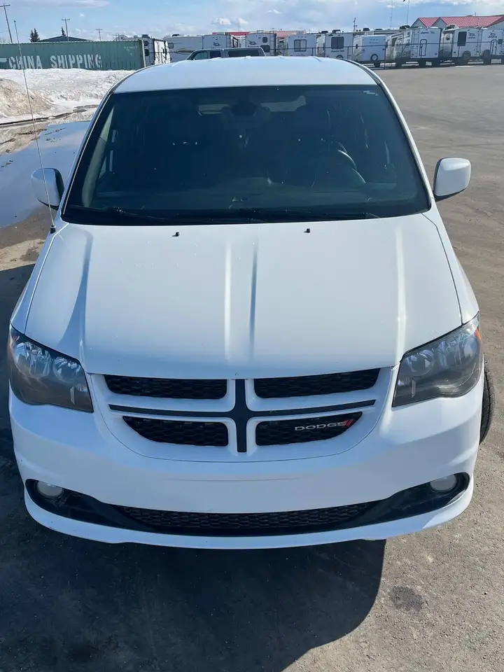 Dodge Grand Caravan fotografie Dodge Grand Caravan