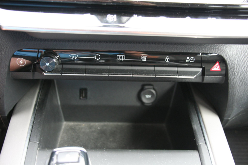 Citroen C5 Aircross 1.6 Plug-in Hybrid 225 Business Plus , SOH 91%, NA — photo 19