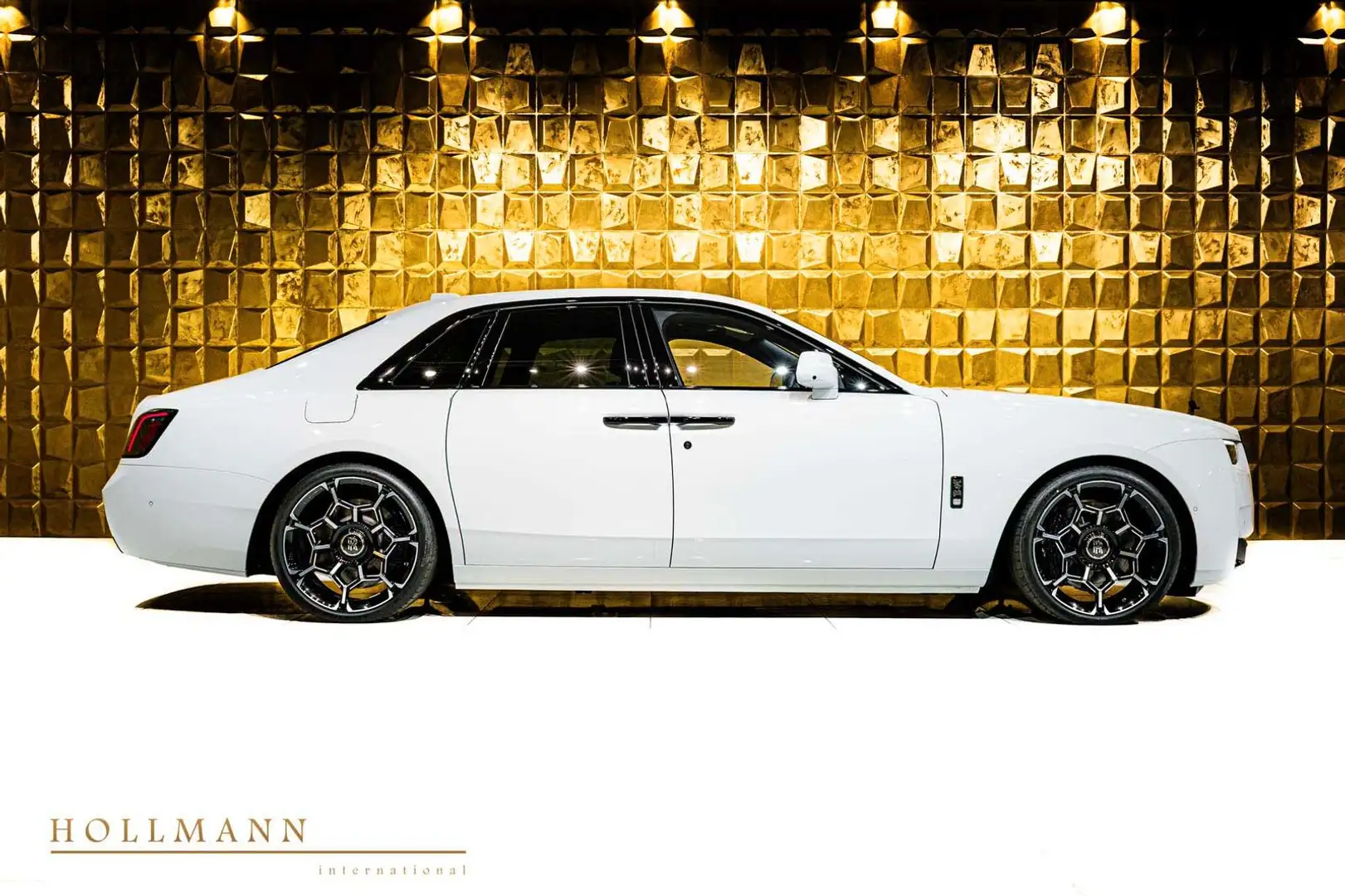 Rolls-Royce Ghost BLACK BADGE SERIES II+FACELIFT+TV+STOCK+ Blanco - 2