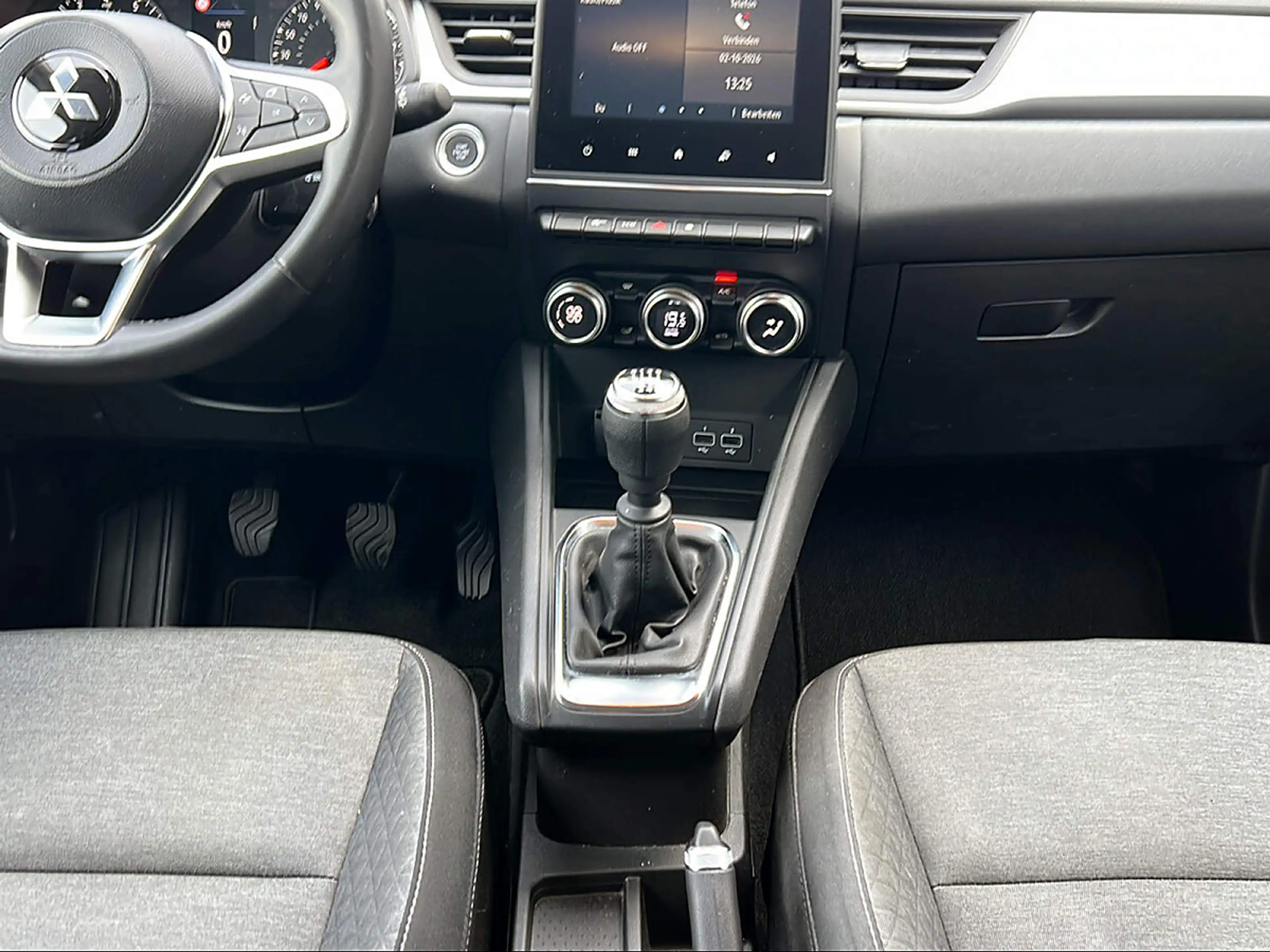 Mitsubishi ASX 1,3 DI-T MHEV Intense — photo 14
