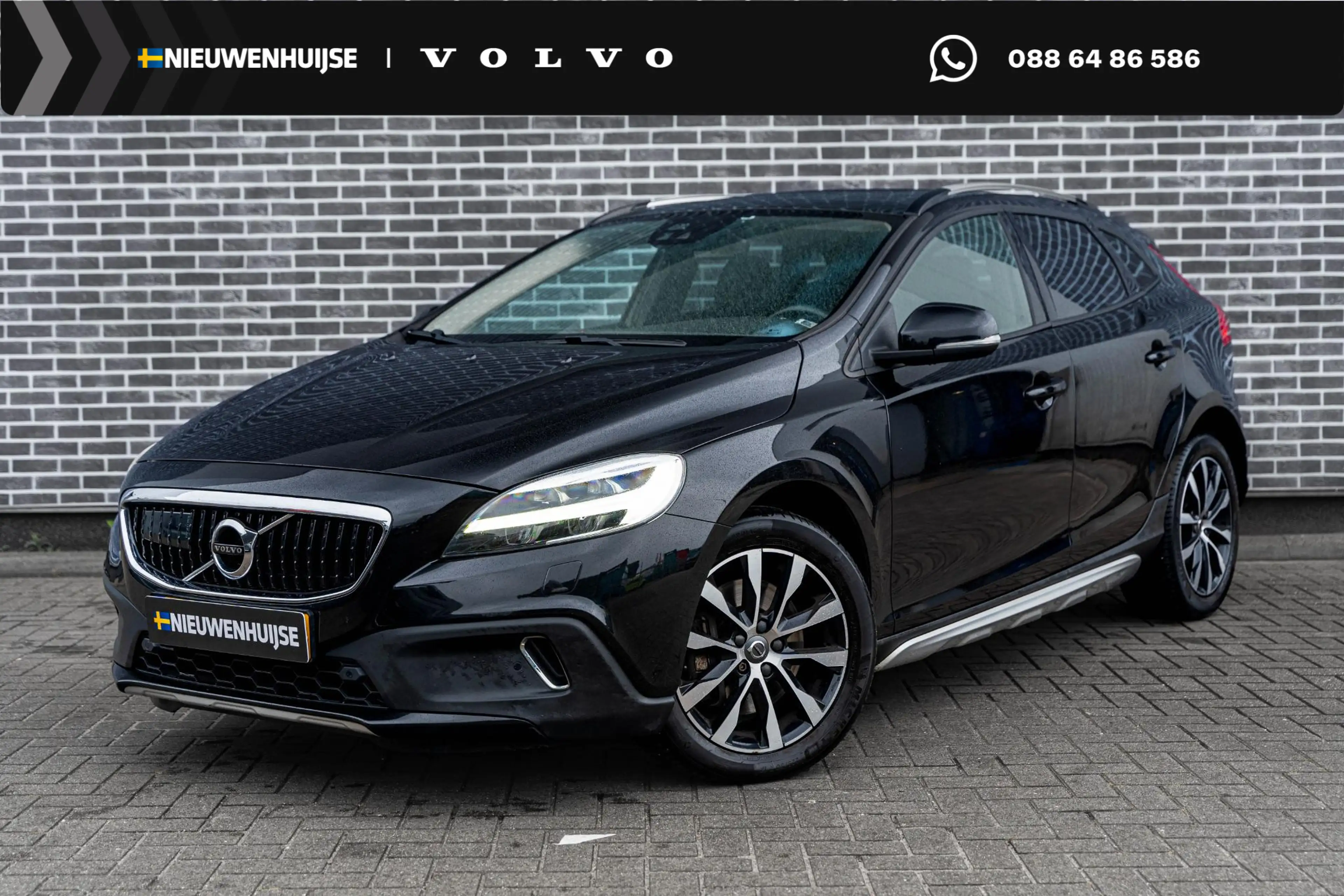 Volvo V40 Cross Country 1.5 T3 Polar+ Luxury | Trekhaak | Lederen Bekledin