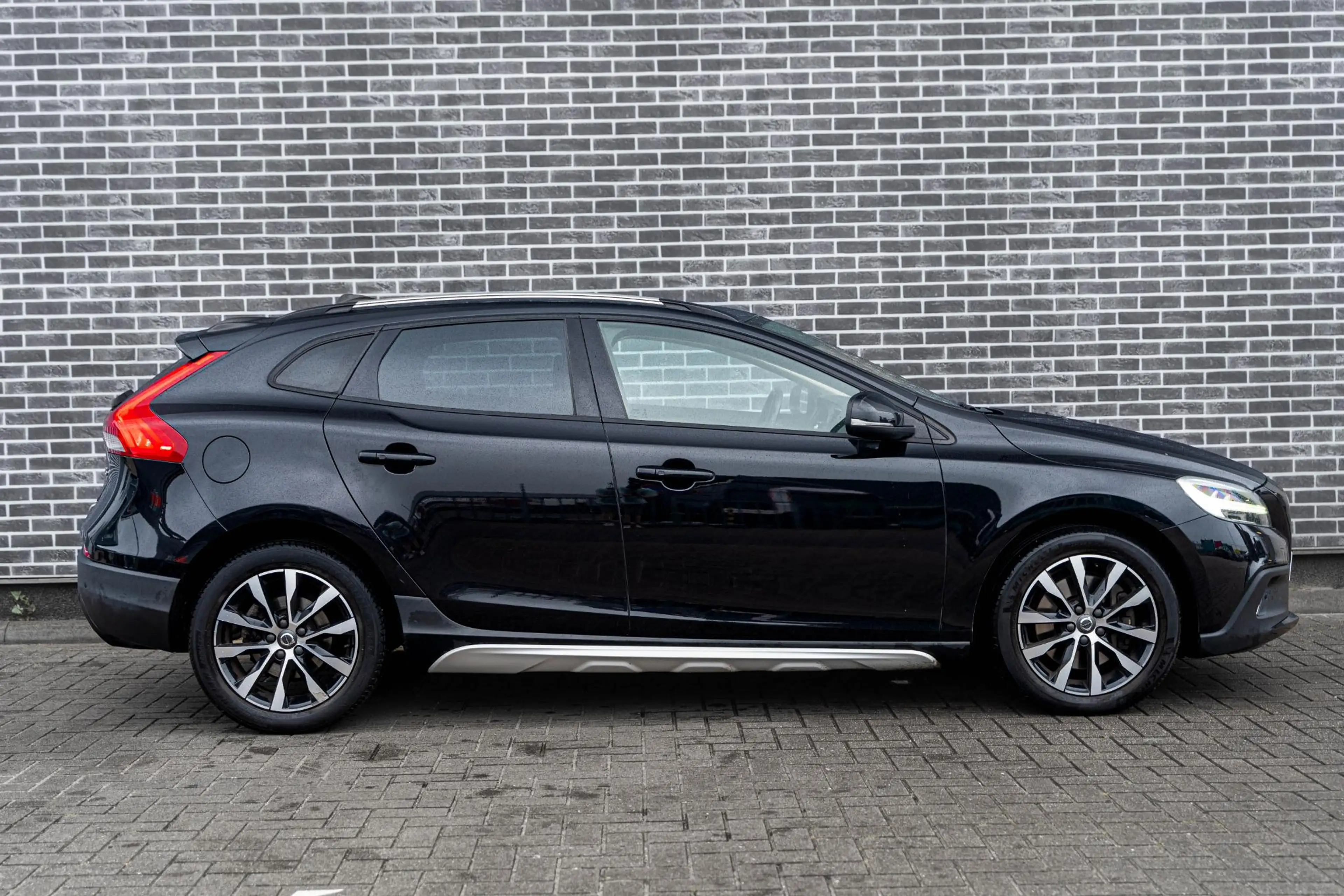 Volvo V40 Cross Country 1.5 T3 Polar+ Luxury | Trekhaak | Lederen Bekledin — photo 8