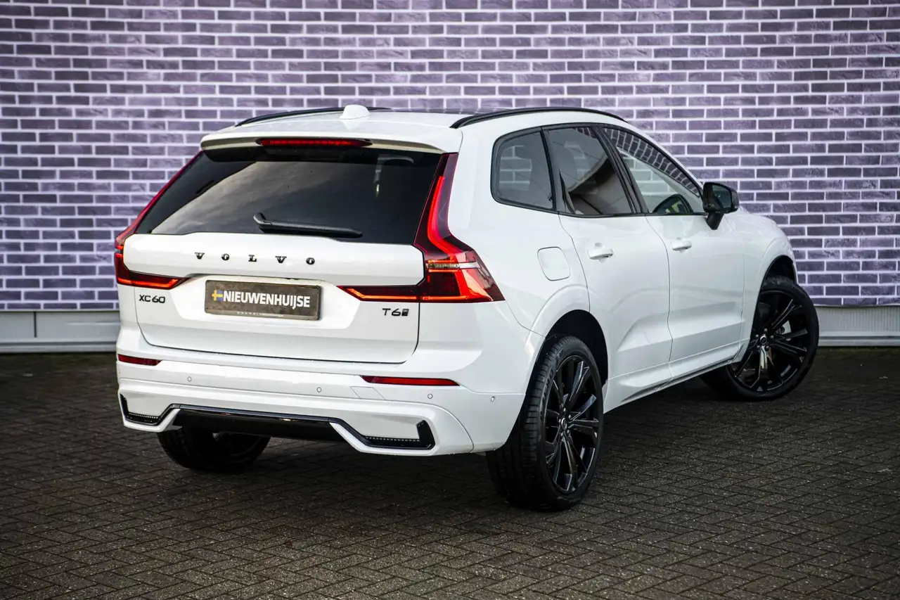 Volvo XC60 2026 — фото 12