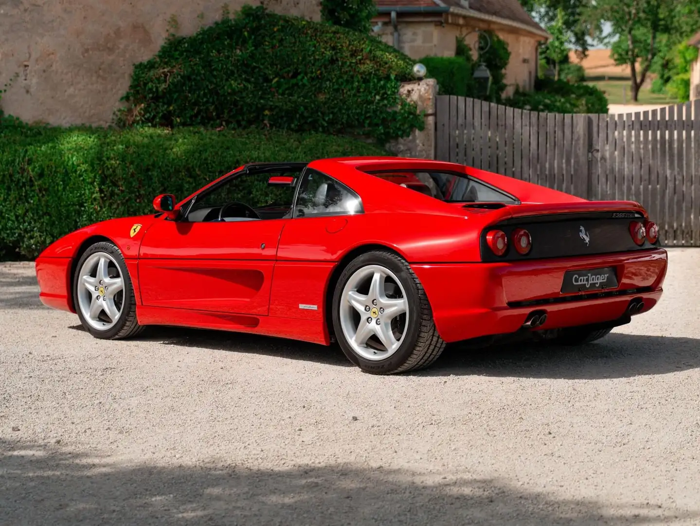 Ferrari F355 F 355 3.5i GTS Rot - 2