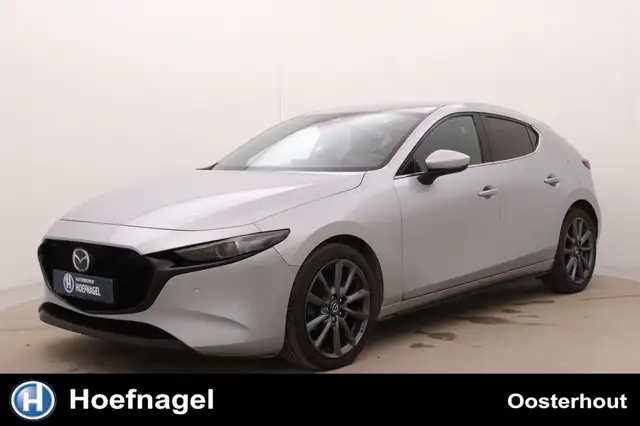 Mazda 3 2.0 e-SkyActiv-G M Hybrid Luxury | Adaptive cruise