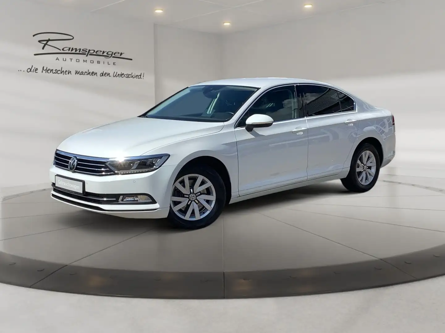 Volkswagen Passat 2.0 TDI DSG Comfortline ACC LED Navi Kame Weiß - 2