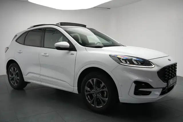 Ford Kuga view 2