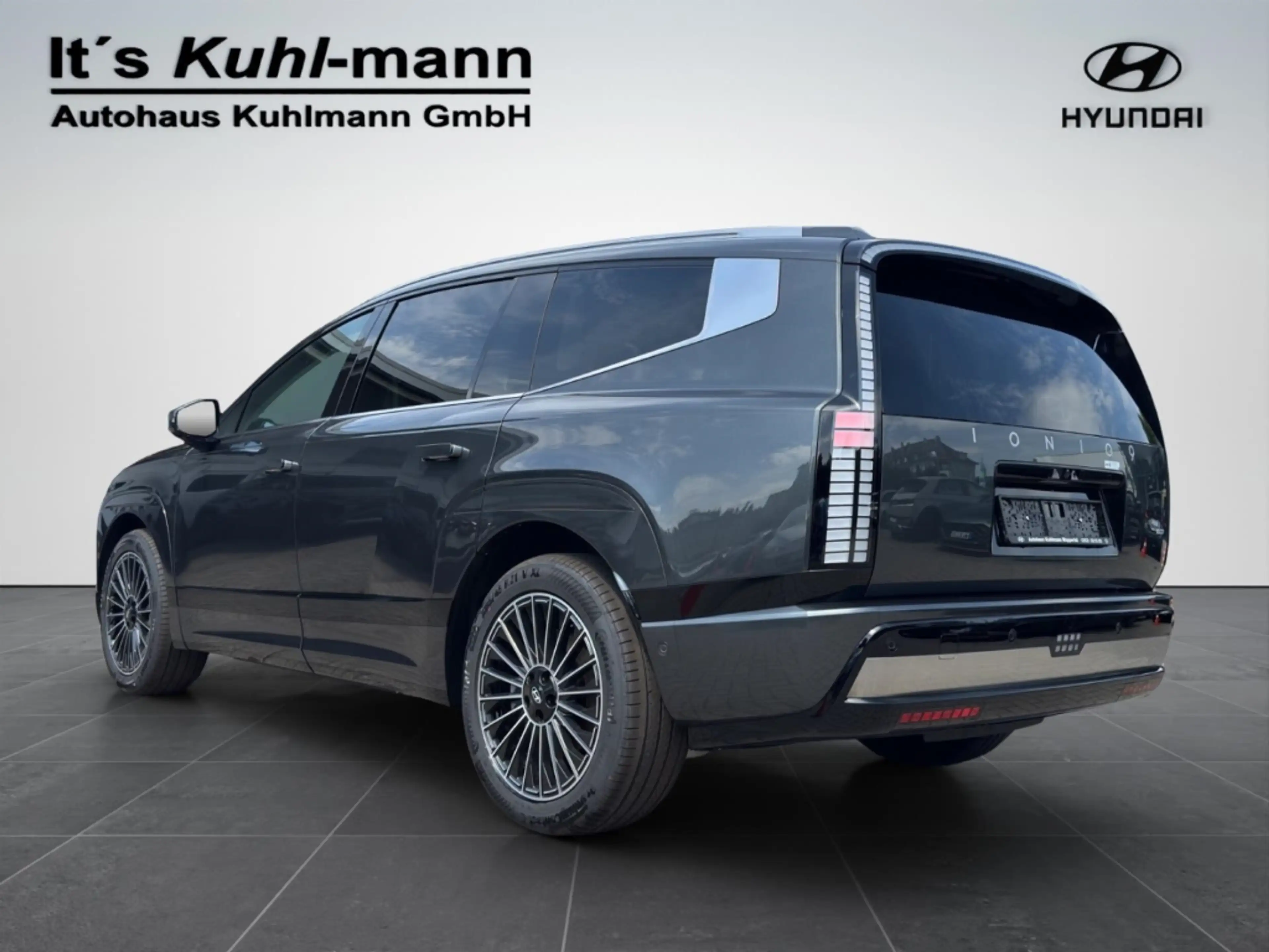 Hyundai IONIQ 9 UNIQ 7-Sitzer (307PS) 4WD 110kWh HUD Niveau StandH — photo 4