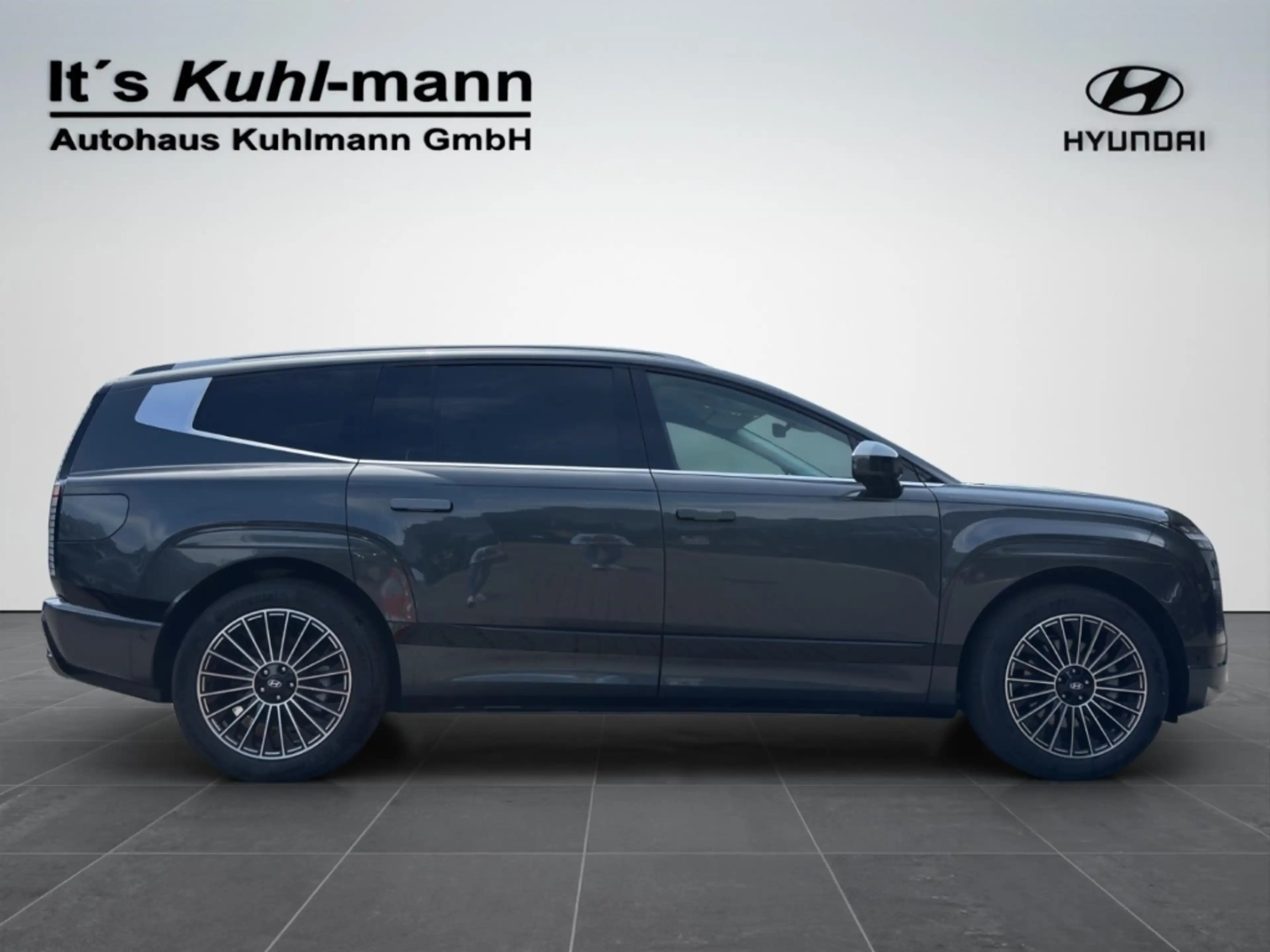 Hyundai IONIQ 9 UNIQ 7-Sitzer (307PS) 4WD 110kWh HUD Niveau StandH — photo 7