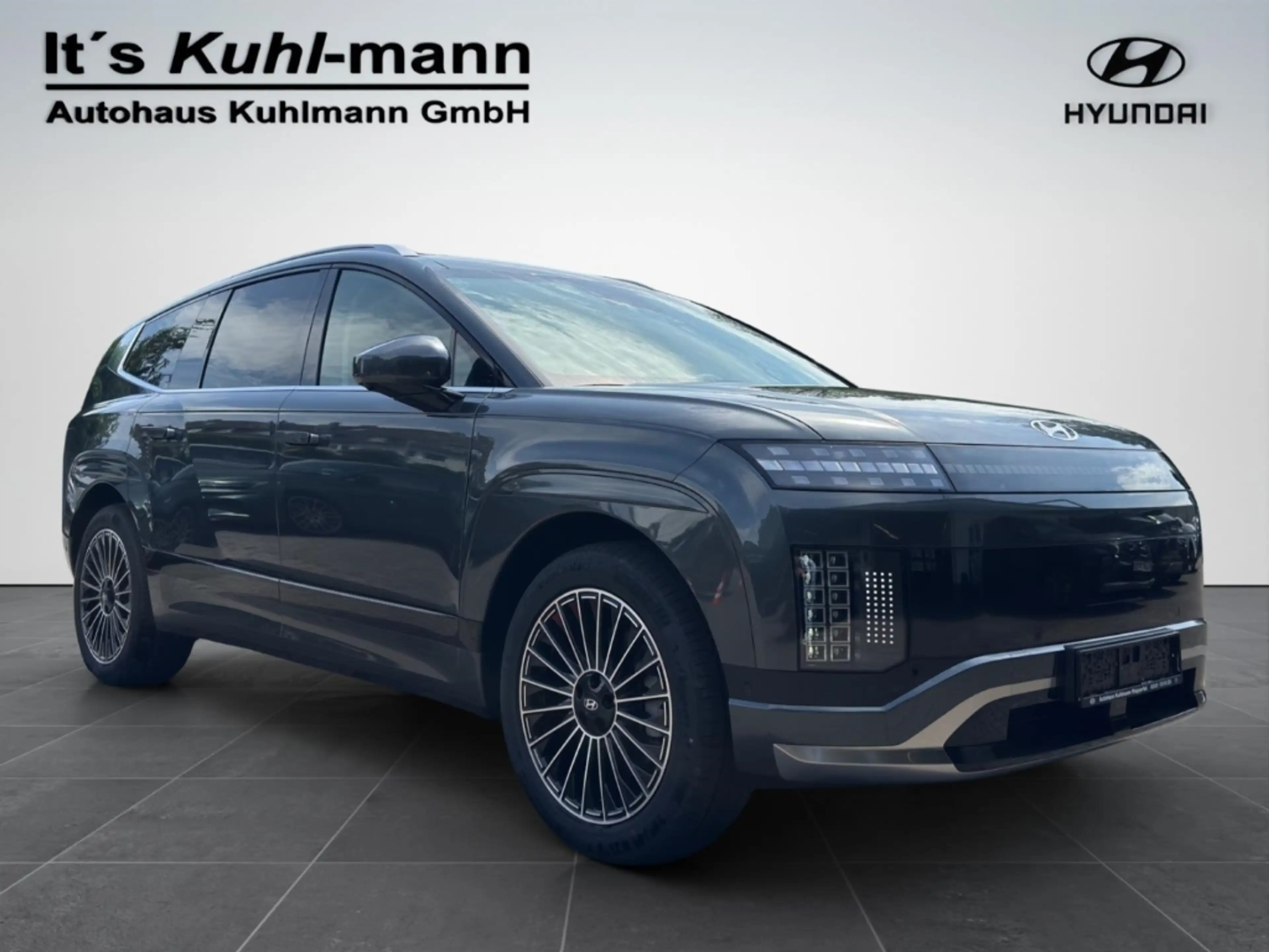 Hyundai IONIQ 9 UNIQ 7-Sitzer (307PS) 4WD 110kWh HUD Niveau StandH — photo 8