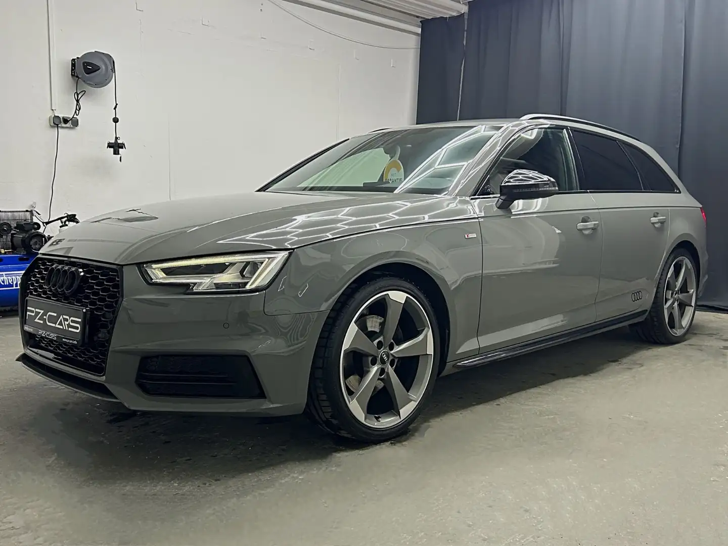Audi A4 S-Line FL|LED|Virtua|Navi|Leder|Ambi|PDC|Temp Grau - 1