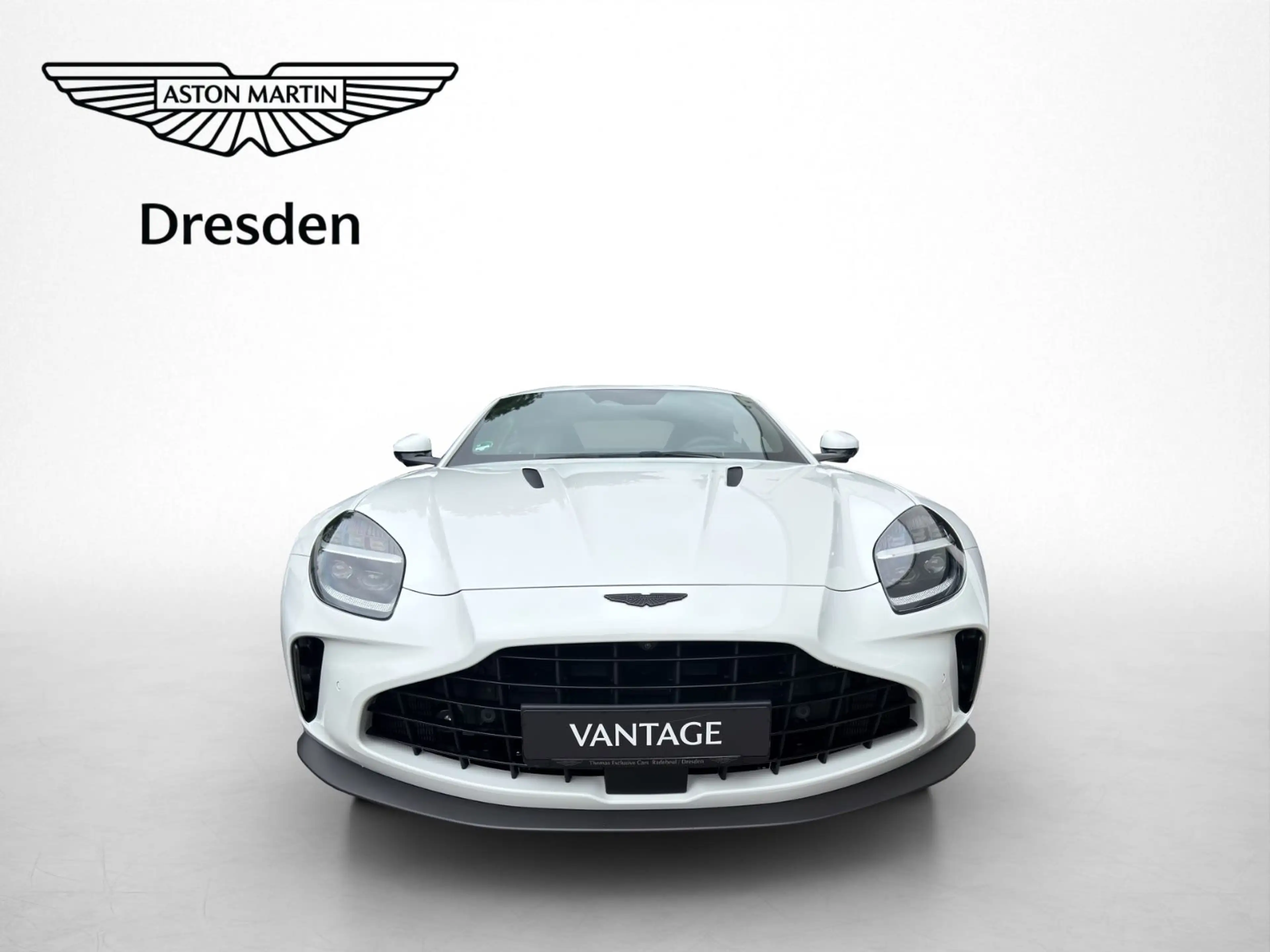 Aston Martin V8 MY25 — photo 2