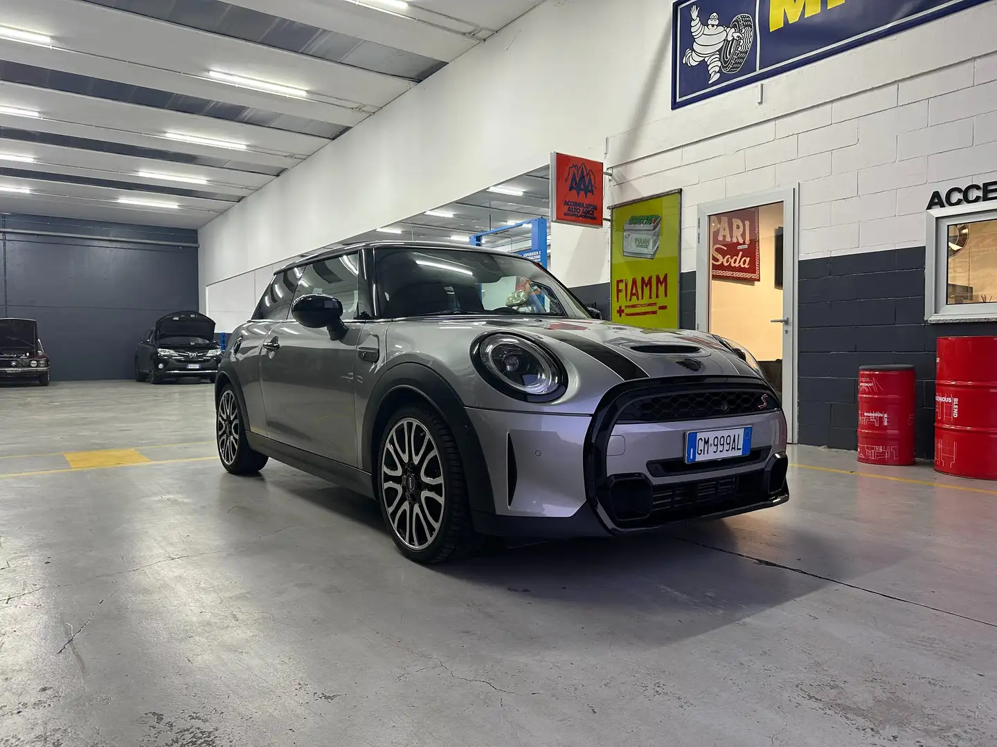 MINI Cooper S Mini IV F56 2021 3p 3p 2.0 Resolute auto Grigio - 1